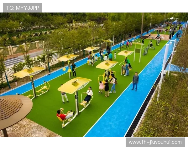 灯塔足球馆打造全民运动新地标引领城市体育休闲新风尚